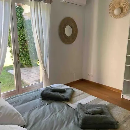 Magnifique Vue Avec Piscine Et Privee ヴィラ グリモー