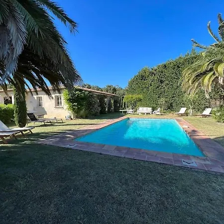 Magnifique Vue Avec Piscine Et Privee